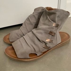 Miz Mooz Sandals 40 Leather Upper